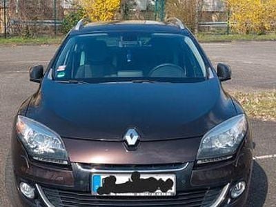 Gebraucht Renault Mégane III Bose Edition 131 PS (96 kW) 2013 Braun Limousine