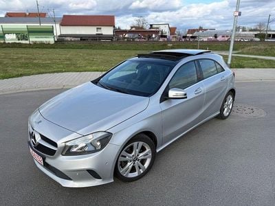 Gebraucht Mercedes A200 Urban 156 PS (114 kW) 2018 Silber Limousine