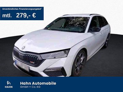 Moonweiss metallic Gebraucht 2021 Skoda Octavia RS Kombi | 29.930 € (Fairer Preis)