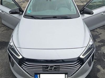 Gebraucht Hyundai Ioniq Premium 141 PS (103 kW) 2019 Silber Kleinwagen