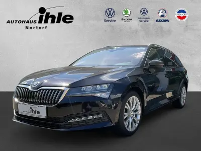 Gebraucht Skoda Superb Ambition 200 PS (147 kW) 2022 Schwarz Kombi