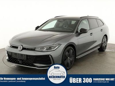 Usata VW Passat R-line 193 CV (141 kW) 2026 Argento Station wagon