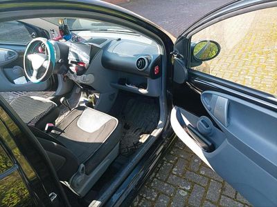 Gebraucht Toyota Aygo 68 PS (50 kW) 2009 Schwarz Kleinwagen