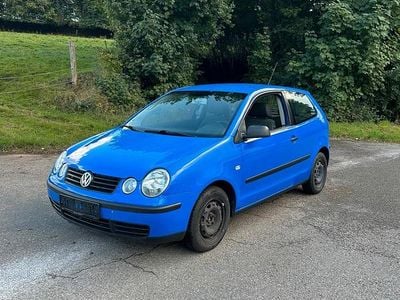 Blau Gebraucht 2002 VW Polo Kleinwagen | 700 € (Guter Preis)