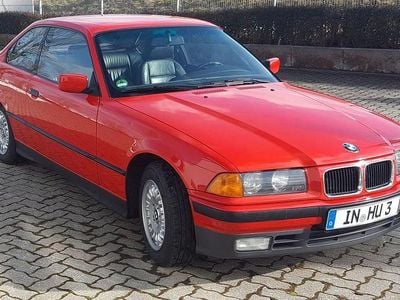 Gebraucht BMW 318 140 PS (102 kW) 1993 Rot Coupé