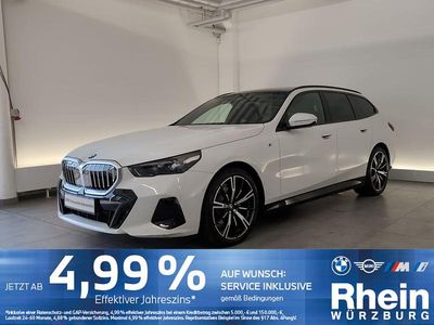 Alpinweiss uni Gebraucht 2025 BMW 520 M Sport Kombi | 49.870 € (Superpreis)