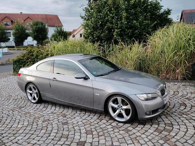 Gebraucht BMW 325 218 PS (160 kW) 2008 Grau Coupé