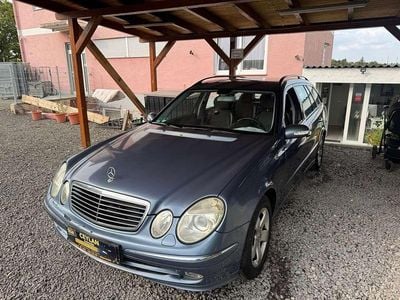 Mercedes E320