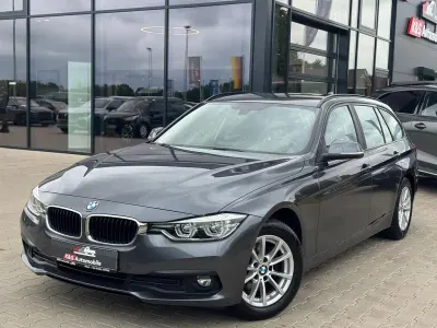 Gebraucht BMW 318 150 PS (110 kW) 2019 Grau Limousine