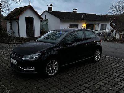 Gebraucht VW Polo 105 PS (77 kW) 2016 Schwarz Kleinwagen