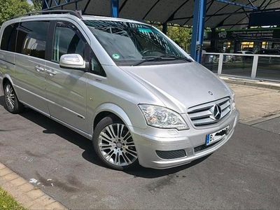 Mercedes Viano