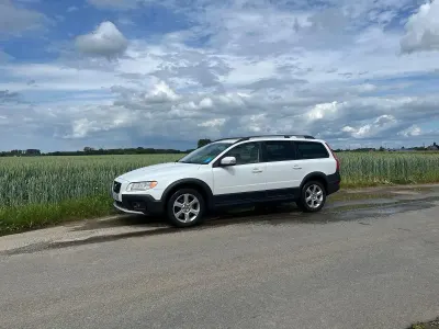 Gebraucht Volvo XC70 185 PS (136 kW) 2008 Weiß Kombi