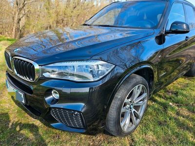 gebraucht BMW X5 xDrive40d -M-Standheizung- AHK
