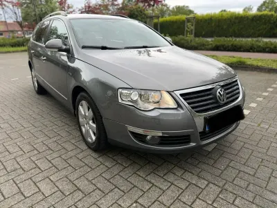 Gebraucht VW Passat 140 PS (102 kW) 2006 Silber Kombi
