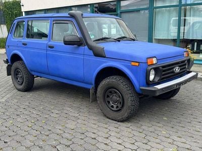 Lada Urban