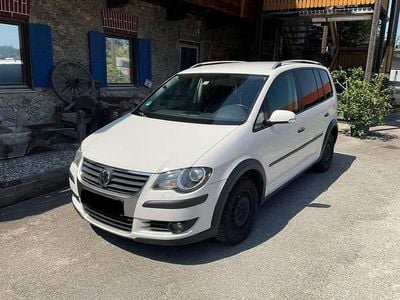 VW Touran Cross