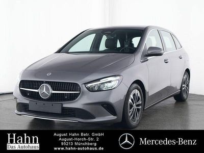Lack mountaingrau Gebraucht 2024 Mercedes B180 Progressive Van / Kleinbus | 29.950 € (Fairer Preis)