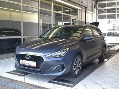 Second-hand Hyundai i30 Select 136 CP (100 kW) 2019 Gri Break