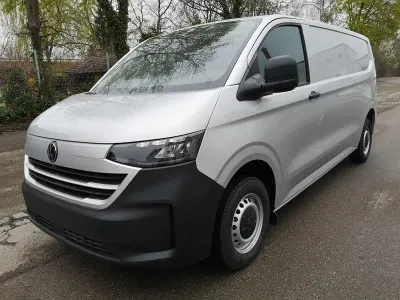 Neu VW T7 100 kW (136 PS) 2026 Light grey metallic Van