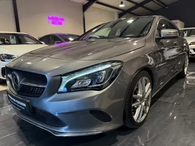 Gebraucht Mercedes CLA220 Shooting Brake 177 PS (130 kW) 2017 Grau Kombi