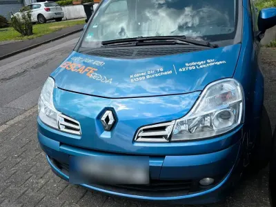 Gebraucht Renault Grand Modus 106 PS (77 kW) 2009 Blau Van / Kleinbus