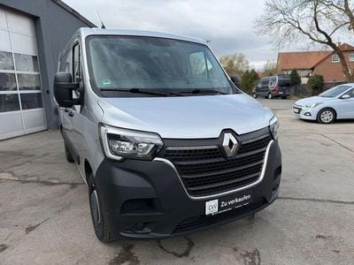 Gebraucht Renault Master 135 PS (99 kW) 2021 Silber Van / Kleinbus