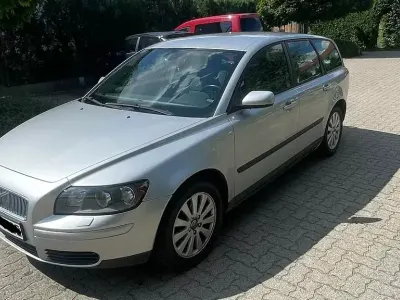 Gebraucht Volvo V50 140 PS (102 kW) 2006 Silber Kombi