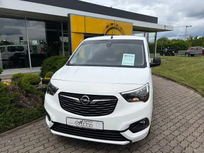Gebraucht Opel Combo Life Edition 110 PS (80 kW) 2021 Weiß Kombi