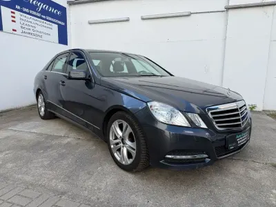 Gebraucht Mercedes E200 Avantgarde 184 PS (135 kW) 2013 Grau Limousine