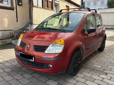 Gebraucht Renault Modus 75 PS (55 kW) 2004 Rot Van / Kleinbus