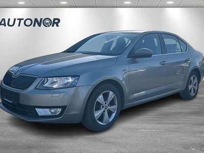 Gebraucht Skoda Octavia 150 PS (110 kW) 2015 Beige Kleinwagen