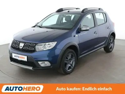 Gebraucht Dacia Sandero Celebration 90 PS (66 kW) 2018 Blau Kleinwagen
