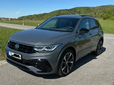 Gebraucht VW Tiguan R-line 190 PS (139 kW) 2024 Grau SUV