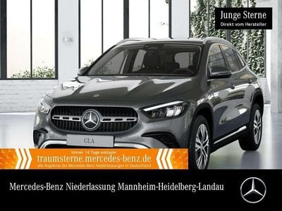 Grau Gebraucht 2024 Mercedes GLA180 Progressive SUV | 34.990 € (Guter Preis)