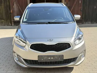 Gebraucht Kia Carens Attract 135 PS (99 kW) 2013 Grau Van / Kleinbus