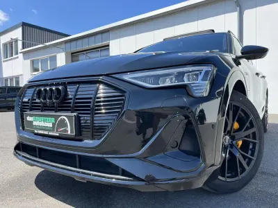 Gebraucht Audi e-tron S-Line 300 kW (408 PS) 2022 Schwarz SUV