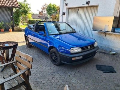 Gebraucht VW Golf Cabriolet Classicline 90 PS (66 kW) 1999 Blau Cabrio