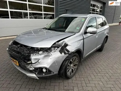 Gebraucht Mitsubishi Outlander 150 PS (110 kW) 2017 Grau SUV