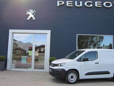 Gebraucht Peugeot E-Partner 100 kW (136 PS) 2023 Weiß Van / Kleinbus