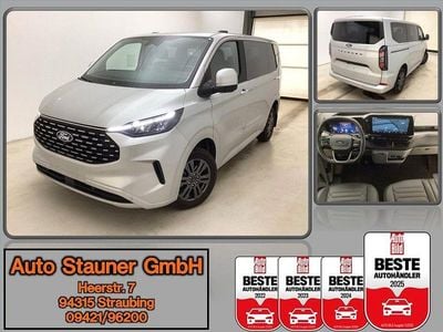 Gebraucht Ford Tourneo Titanium 136 PS (100 kW) 2025 Silber Van / Kleinbus