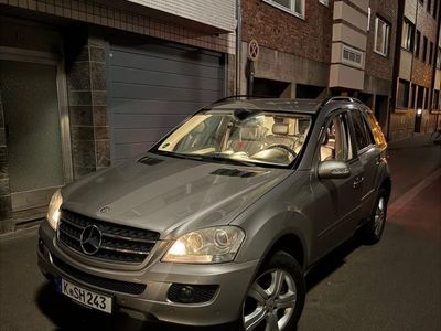 Mercedes ML280