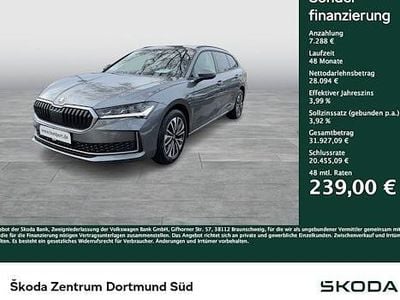 Grau Gebraucht 2025 Skoda Superb Selection Kombi | 35.382 € (Superpreis)