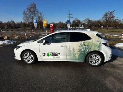 Gebraucht Toyota Corolla Team 116 PS (85 kW) 2021 Weiß Limousine