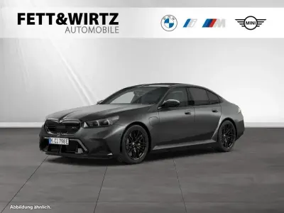 Gebraucht BMW M5 M Sport 727 PS (534 kW) 2025 Bmw individual frozen deep grey metallic Limousine