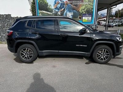 Occasion Jeep Compass Opening Edition 170 PK (125 kW) 2017 Zwart SUV