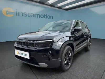 Neu Jeep Avenger 110 PS (80 kW) 2026 Schwarz SUV