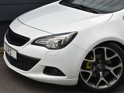Opel Astra GTC
