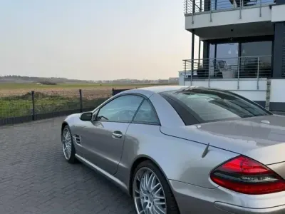 Gebraucht Mercedes SL500 306 PS (225 kW) 2005 Silber Cabrio