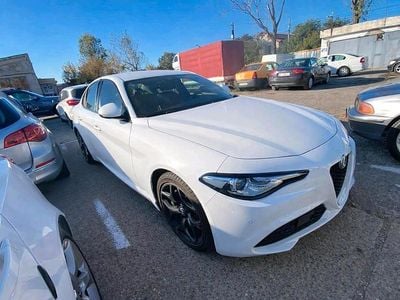 Gebraucht Alfa Romeo Giulia Ti 280 PS (205 kW) 2021 Weiß Limousine
