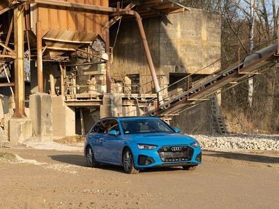 Gebraucht Audi A4 S-Line 231 PS (169 kW) 2020 Blau Kombi